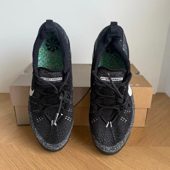 Nike Air Vapormax Flyknit Oreo Men Sneakers - SZ 7.5 main image 7